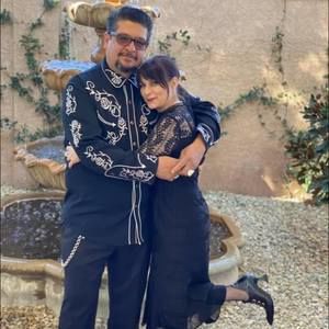 Meet your Posher, Candace